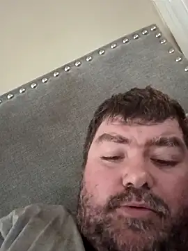 Snapshot of Rcraigue4 chatting on November 9, 2025, 5:17 pm Rcraigue4 online show from November 9, 2025, 5:17 pm