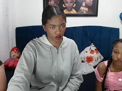 Snapshot of LITTLEDOLLHOT chatting on February 22, 2025, 2:08 pm LITTLEDOLLHOT online show from February 22, 2025, 2:08 pm