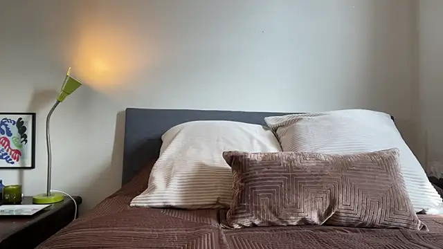 Prolapse Pig online show from February 25, 2026, 4:51 pm