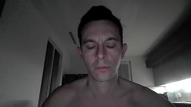 Snapshot of Masterclassyfeet chatting on March 11, 2025, 11:15 pm Masterclassyfeet online show from March 11, 2025, 11:15 pm