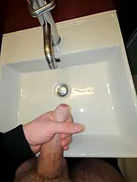 Snapshot of BigDick_97 chatting on February 1, 2025, 2:34 pm BigDick 97 online show from February 1, 2025, 2:34 pm