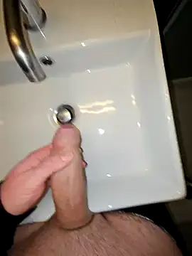 Snapshot of BigDick_97 chatting on January 24, 2025, 1:36 pm BigDick 97 online show from January 24, 2025, 1:36 pm