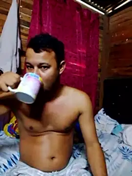 Snapshot of Lily_Sweet24 chatting on January 6, 2026, 12:42 pm Lily Sweet24 online show from January 6, 2026, 12:42 pm