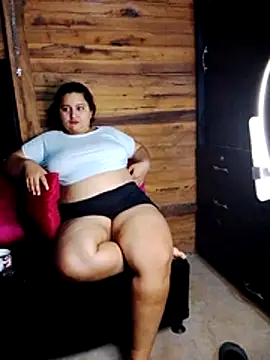 Snapshot of Lily_Sweet24 chatting on December 20, 2025, 11:46 am Lily Sweet24 online show from December 20, 2025, 11:46 am