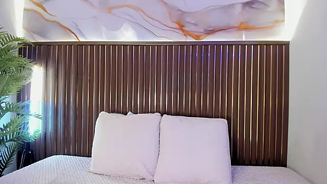 Snapshot of elevensky chatting on March 1, 2026, 7:25 pm elevensky online show from March 1, 2026, 7:25 pm