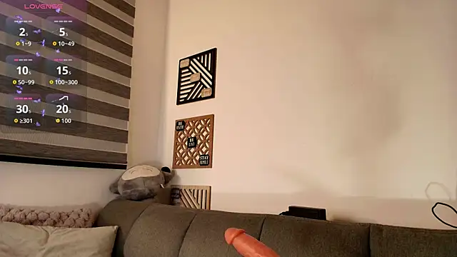 love sharol  online show from November 28, 2025, 3:28 am