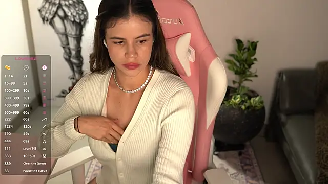 Snapshot of tatiana__cortes18 chatting on April 13, 2026, 10:14 pm tatiana cortes18 online show from April 13, 2026, 10:14 pm