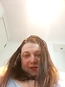 HotHornyEmmaX online show from April 9, 2026, 5:30 pm