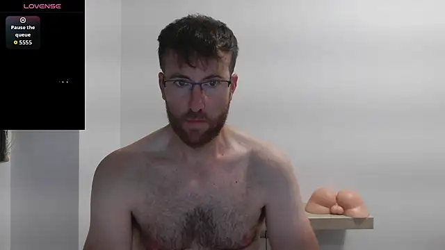 Snapshot of machohiberiko chatting on October 3, 2025, 9:16 pm machohiberiko online show from October 3, 2025, 9:16 pm