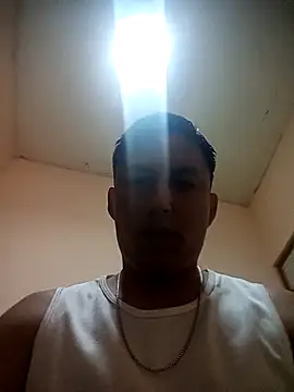 LuisMex1998 online show from April 8, 2026, 2:24 am