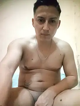 Snapshot of LuisMex1998 chatting on July 11, 2026, 2:50 pm LuisMex1998 online show from July 11, 2026, 2:50 pm