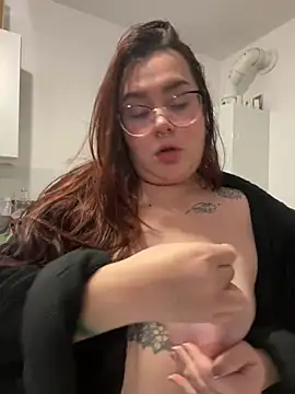 Cherrycherrymiss online show from February 11, 2025, 10:28 pm