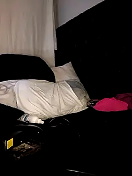 Snapshot of Amandabrown60 chatting on March 20, 2025, 10:07 pm Amandabrown60 online show from March 20, 2025, 10:07 pm