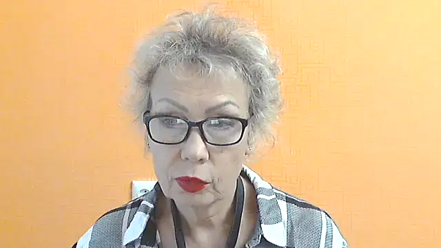 Snapshot of NessyJenixs chatting on September 30, 2025, 6:08 am NessyJenixs online show from September 30, 2025, 6:08 am