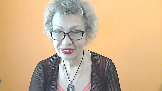 Snapshot of NessyJenixs chatting on May 10, 2026, 7:01 am NessyJenixs online show from May 10, 2026, 7:01 am