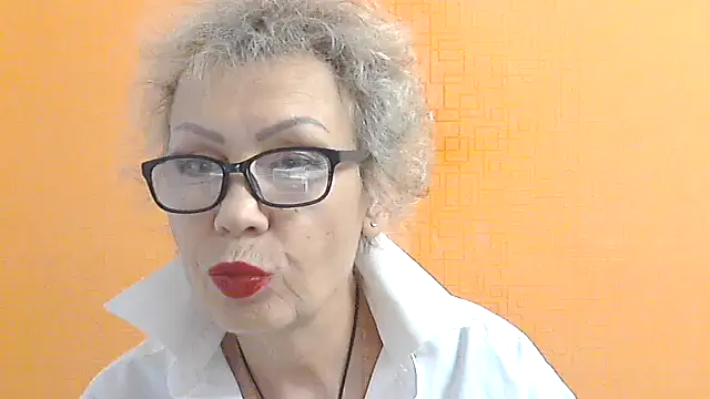 Snapshot of NessyJenixs chatting on October 10, 2025, 1:34 pm NessyJenixs online show from October 10, 2025, 1:34 pm