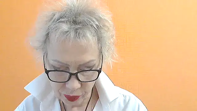 Snapshot of NessyJenixs chatting on October 16, 2025, 6:54 am NessyJenixs online show from October 16, 2025, 6:54 am