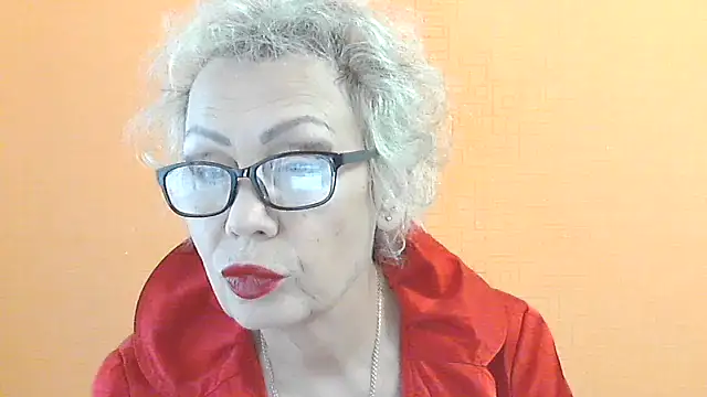 Snapshot of NessyJenixs chatting on October 19, 2025, 7:11 am NessyJenixs online show from October 19, 2025, 7:11 am