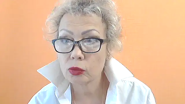 Snapshot of NessyJenixs chatting on September 21, 2025, 12:43 pm NessyJenixs online show from September 21, 2025, 12:43 pm