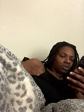 theprettysoles online show from January 5, 2026, 5:27 pm