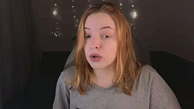 Snapshot of Hanna_melon chatting on October 23, 2025, 8:51 pm Hanna melon online show from October 23, 2025, 8:51 pm