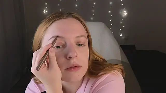 Snapshot of Hanna_melon chatting on October 20, 2025, 7:47 pm Hanna melon online show from October 20, 2025, 7:47 pm