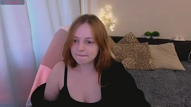 Snapshot of Hanna_melon chatting on February 19, 2025, 1:06 pm Hanna melon online show from February 19, 2025, 1:06 pm