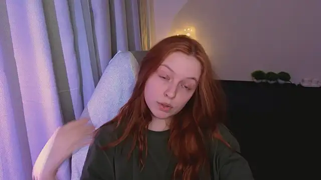 Snapshot of Hanna_melon chatting on March 18, 2025, 4:39 pm Hanna melon online show from March 18, 2025, 4:39 pm