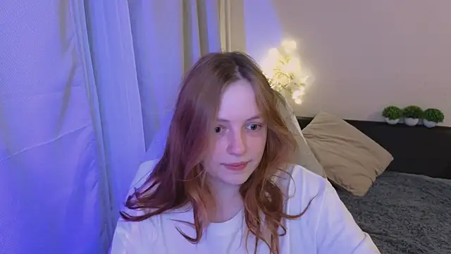 Snapshot of Hanna_melon chatting on February 27, 2025, 6:20 pm Hanna melon online show from February 27, 2025, 6:20 pm