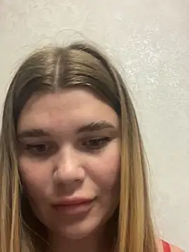 ella zzz online show from October 3, 2025, 5:36 pm