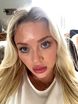 blissdimicco online show from October 21, 2025, 11:42 am