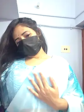 Hot honey77 online show from October 4, 2025, 5:14 pm