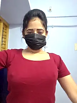 Hot honey77 online show from October 8, 2025, 10:28 am