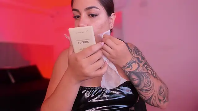 Snapshot of bonnieAn chatting on November 30, 2025, 11:22 am bonnieAn online show from November 30, 2025, 11:22 am