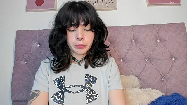 Snapshot of onix_bl4ck chatting on March 15, 2025, 12:47 am onix bl4ck online show from March 15, 2025, 12:47 am