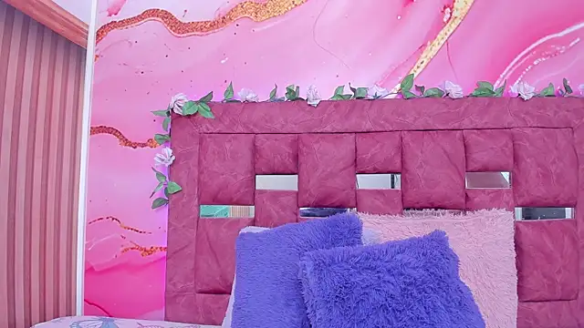 Snapshot of scarlett__evans_ chatting on November 13, 2025, 6:12 pm scarlett evans online show from November 13, 2025, 6:12 pm