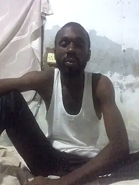 Snapshot of onewinnertee chatting on November 28, 2025, 12:44 am onewinnertee online show from November 28, 2025, 12:44 am