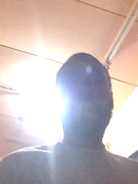 Snapshot of onewinnertee chatting on October 24, 2025, 2:21 am onewinnertee online show from October 24, 2025, 2:21 am