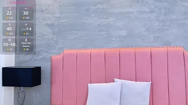 Alaia Colins online show from January 8, 2026, 3:23 am