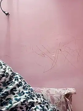 Simran-001 online show from December 20, 2025, 12:19 pm