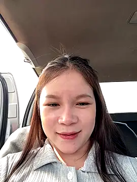 Snapshot of TOP_po chatting on October 24, 2025, 3:27 am TOP po online show from October 24, 2025, 3:27 am