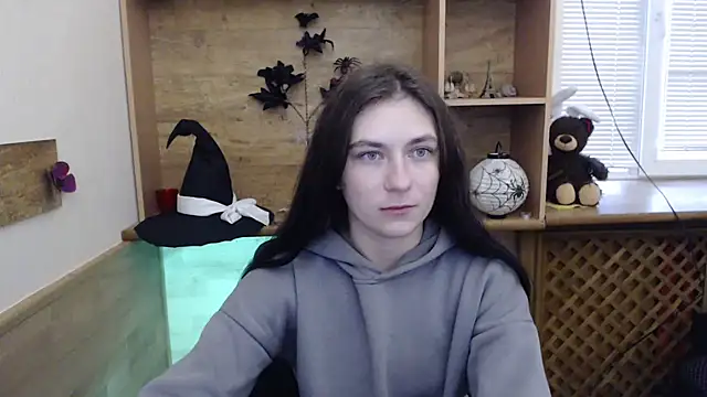 Snapshot of AmandaJi_ chatting on November 11, 2025, 7:25 am AmandaJi online show from November 11, 2025, 7:25 am