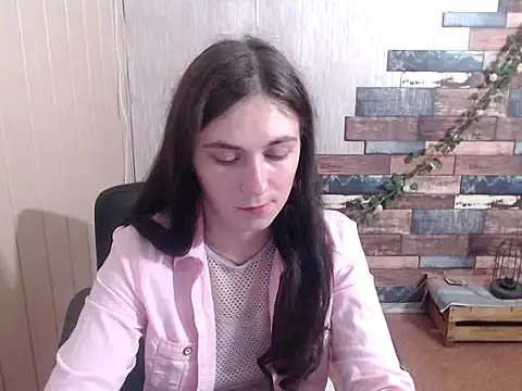 AmandaJi  online show from September 23, 2025, 6:42 am