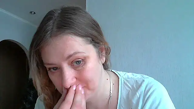 WriterInna44 online show from February 11, 2025, 10:14 am