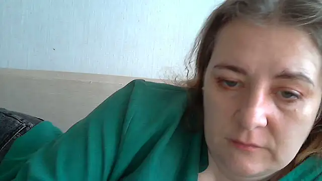 WriterInna44 online show from March 19, 2025, 11:17 am