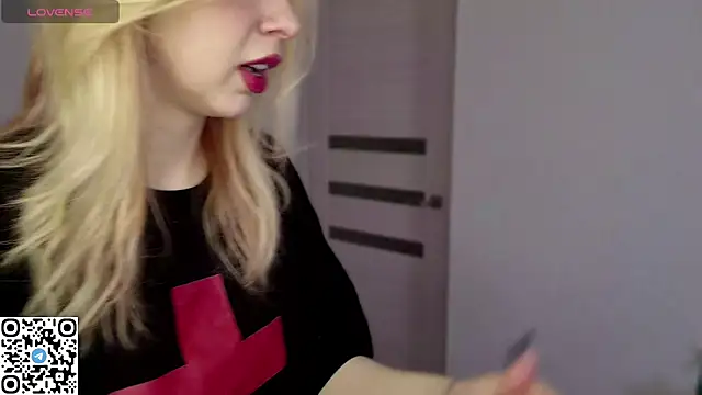 LynetHakes online show from March 28, 2026, 6:25 am