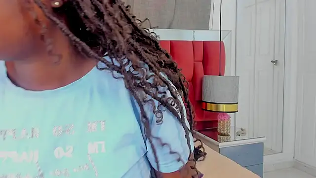 Snapshot of NatyParker chatting on November 29, 2025, 2:06 pm NatyParker online show from November 29, 2025, 2:06 pm