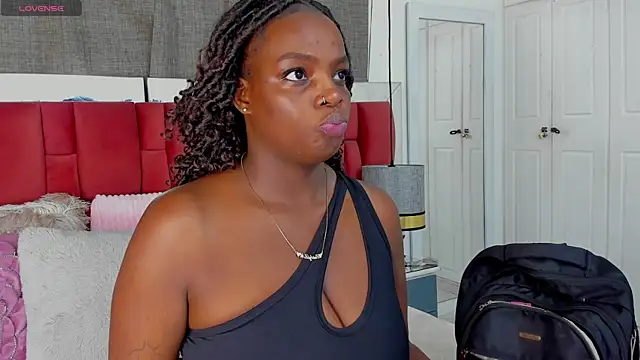 Snapshot of NatyParker chatting on November 11, 2025, 1:50 pm NatyParker online show from November 11, 2025, 1:50 pm