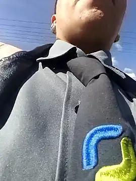 Snapshot of Ariana-07 chatting on October 9, 2025, 1:33 pm Ariana-07 online show from October 9, 2025, 1:33 pm