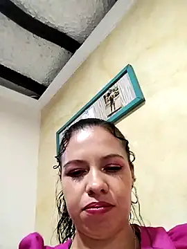 Snapshot of Ariana-07 chatting on March 18, 2025, 8:05 pm Ariana-07 online show from March 18, 2025, 8:05 pm